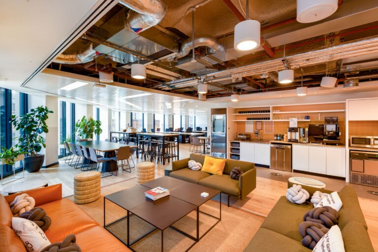 Discover Thailand's Thriving Coworking Scene