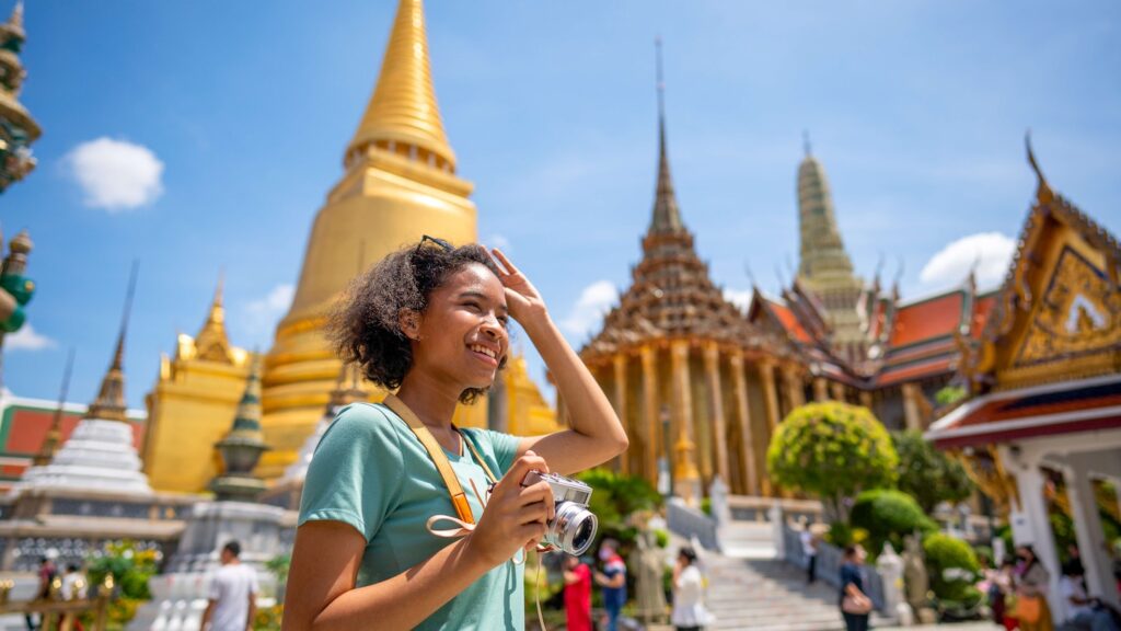 Benefits and Challenges of Moving to Thailand