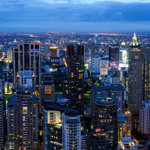 The Difference Between Self Storage and Door-to-Door Storage